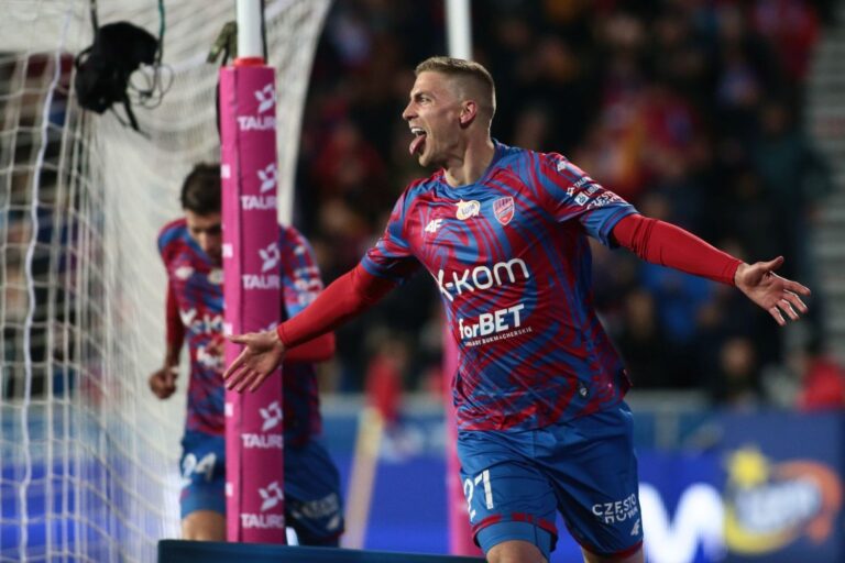 Vladislavs Gutkovskis. Arka Gdynia