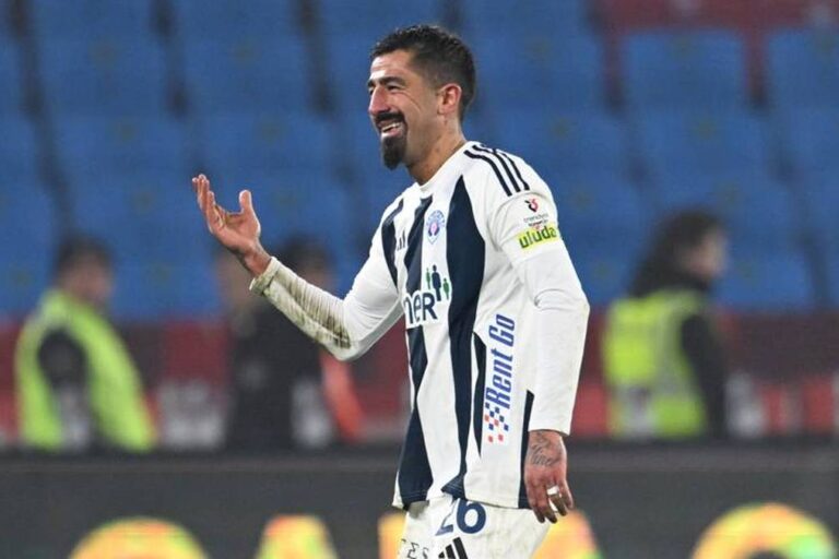 Kerems Demirbejs, futbolazinas.com