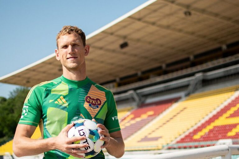 Rihards Matrevics, futbolazinas.com