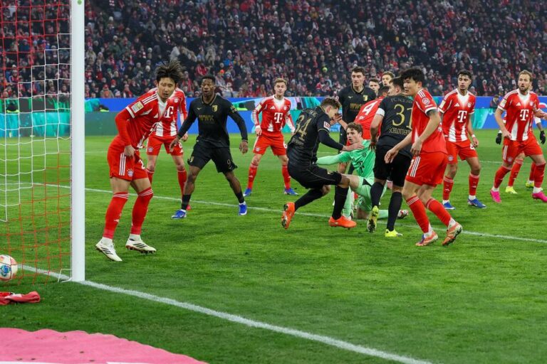 "Bayern" pret "Augsburg". Vācijas Bundeslīga