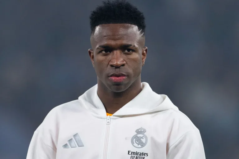 Vinisiuss Žuniors, futbolazinas.com