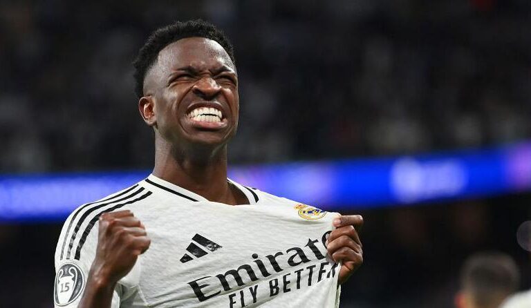 Vinisiuss Žuniors. Madrides "Real"