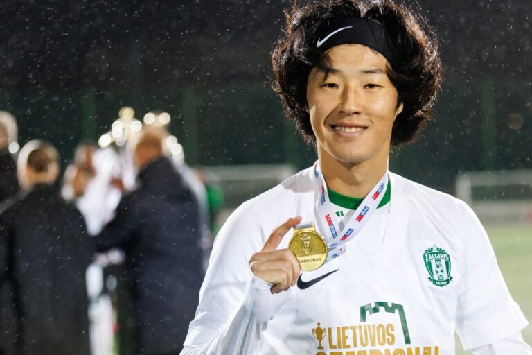 Jukijoši Karašima. "RFS"