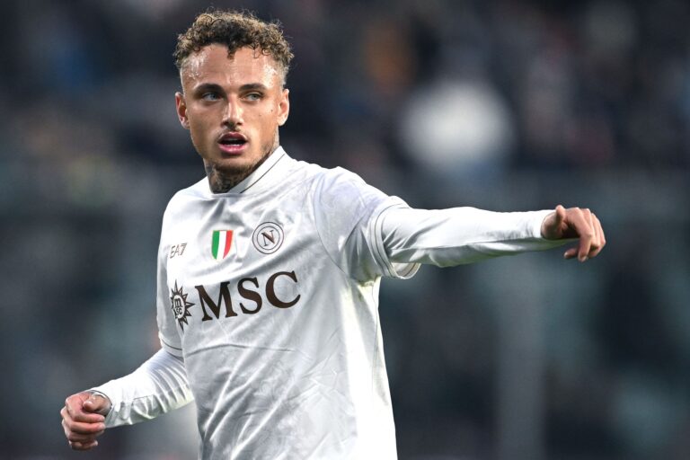 Noa Langs, futbolazinas.com