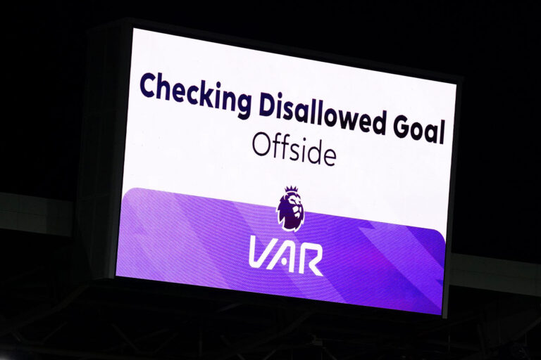 VAR tehnoloģijas. FIFA