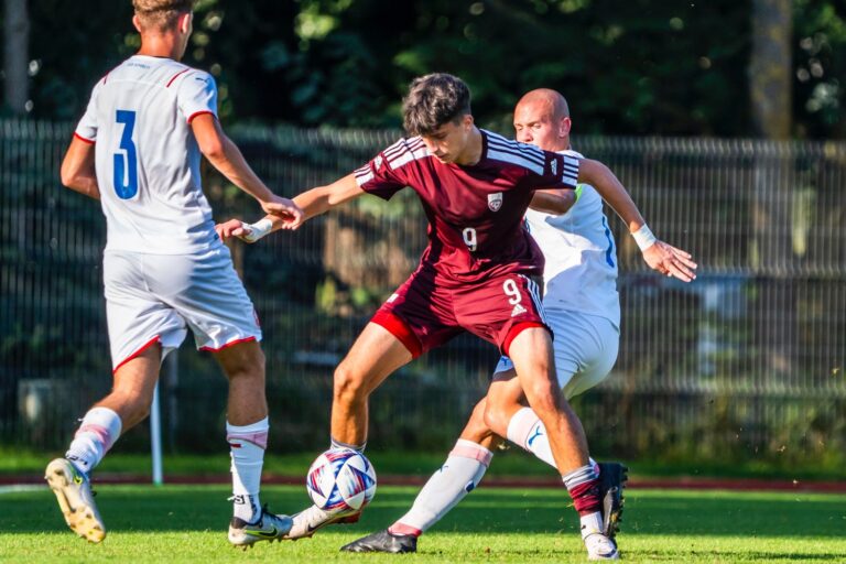 Ņikita Solomonovs, futbolazinas.com