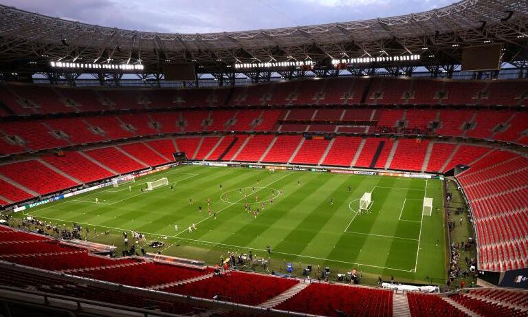 "Puškaš-Arena" stadions Budapeštā. UEFA Čempionu līga