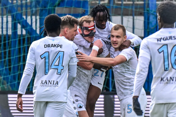 Raimonds Krollis (ar sejas masku). Liberecas "Slovan"