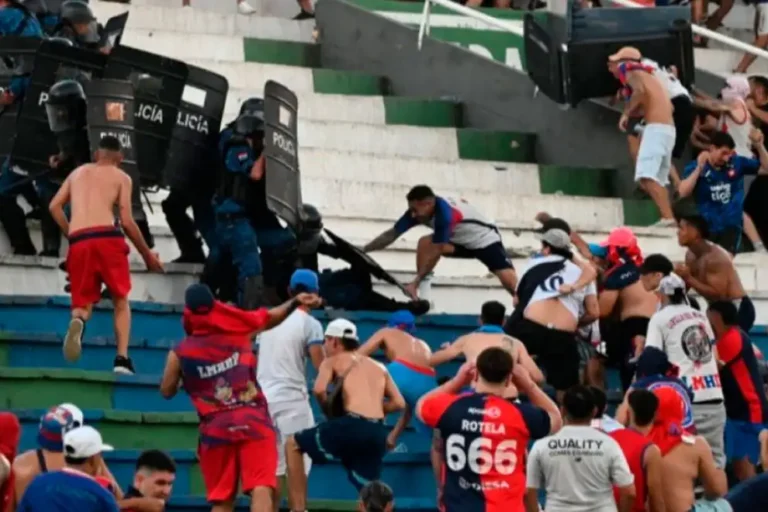 Nekārtības Paragvajas čempionāta spēles laikā