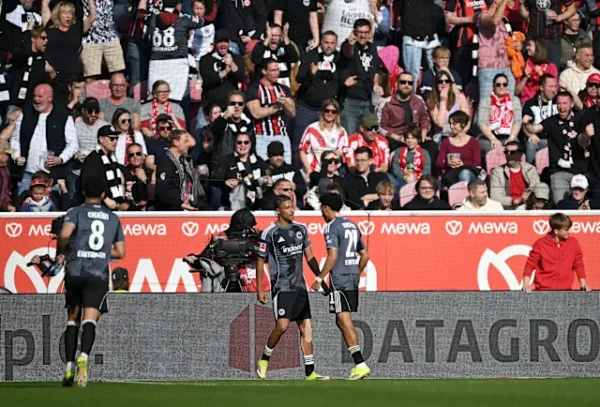 Frankfurtes "Eintracht", futbolazinas.com