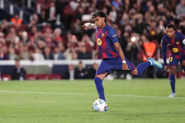 Lamins Jamals, futbolazinas.com