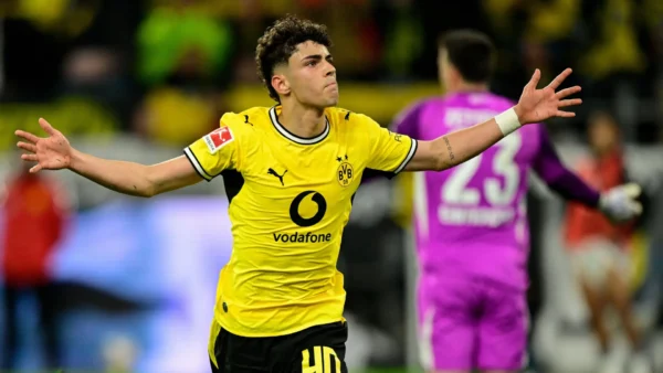 Samuels Inasju, Dortmundes "Borussia", futbolazinas.com