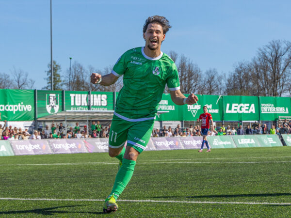 Leoni, "Tukums 2000", futbolazinas.com