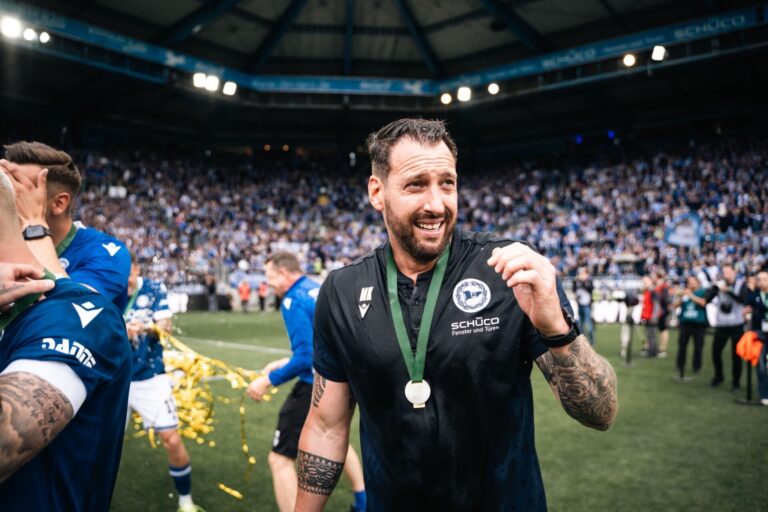 Mitčs Kniats. Bīlefeldes "Arminia"