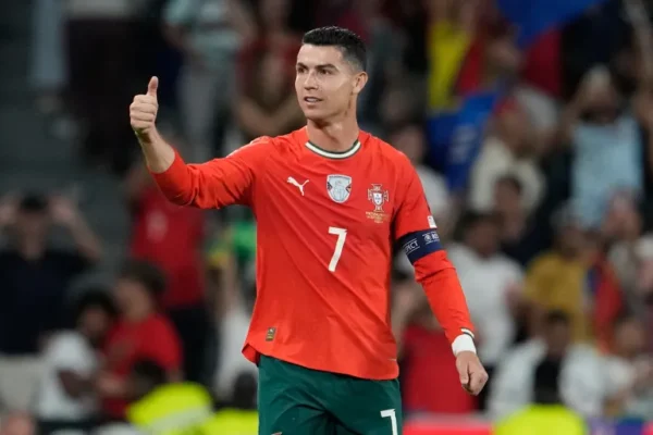 Krištianu Ronaldu. Portugāles futbola izlase