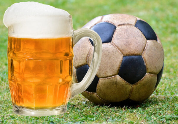 Futbols un alus