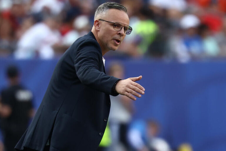Mohameds Uahbi. Marokas futbola izlase