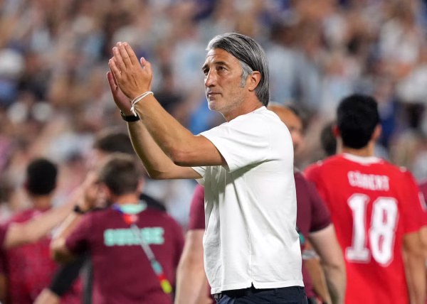 Murats Jakins. Šveices futbola izlase