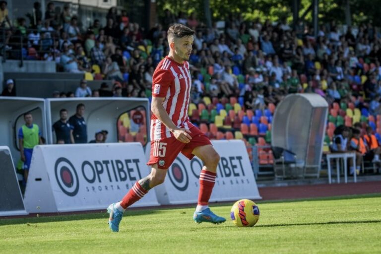 Leo Strumija, futbolazinas.com