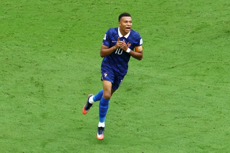 Kilians Mbapē, futbolazinas.com