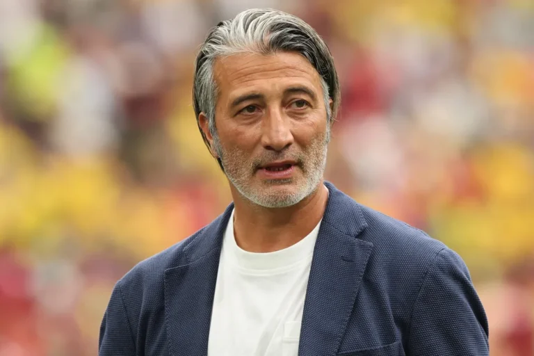 Murats Jakins. Šveices futbola izlase