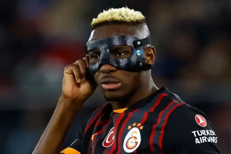 Viktors Osimens. "Galatasaray"