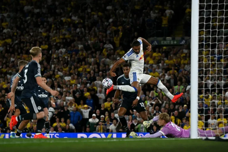Dominiks Kalverts-Lūins, "Leeds United" - "Newcastle United", futbolazinas.com