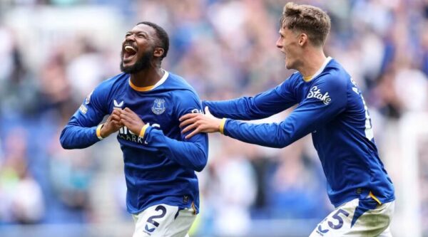 Ainslijs Maitlands-Nīlzs, Everton, futbolazinas.com