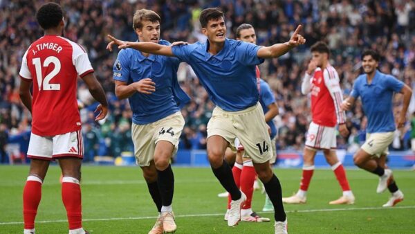 "Brighton and Hove Albion" pret "Arsenal". Anglijas Premjerlīga