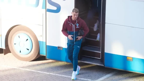 Krištianu Ronaldo, futbolazinas.com