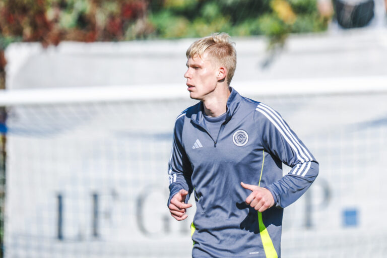 Maksims Toniševs