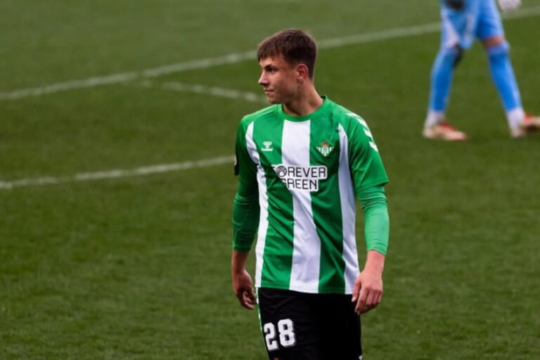 Ņikita Doroņins, futbolazinas.com